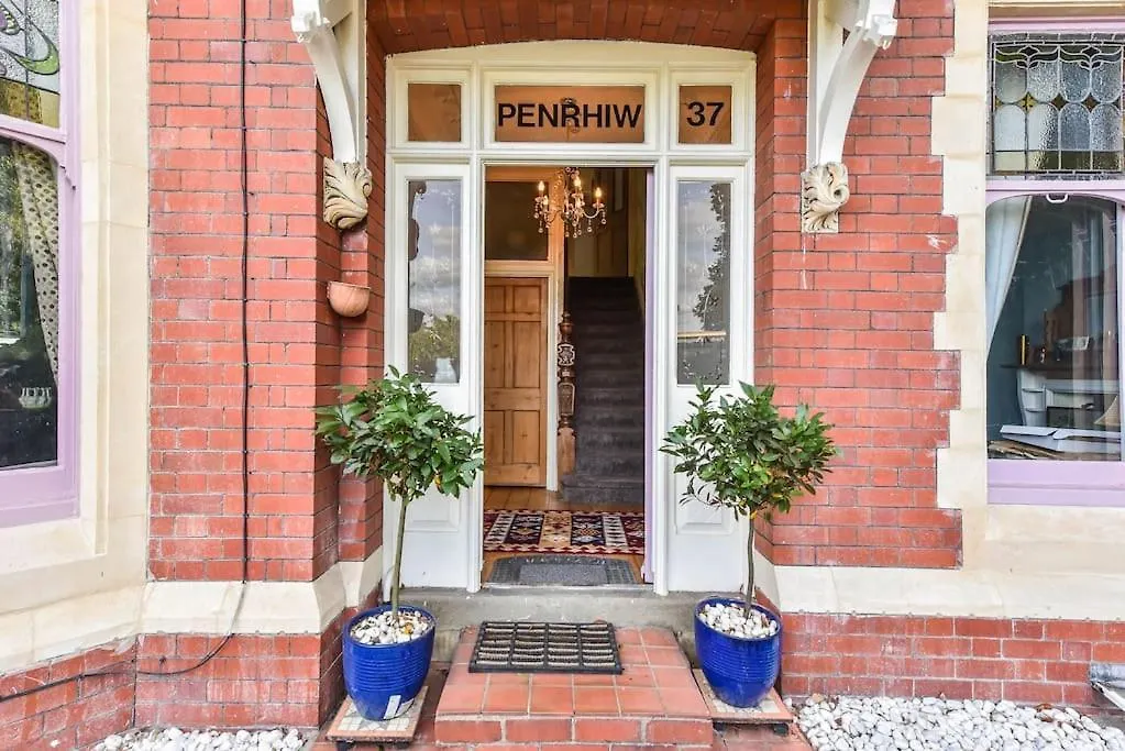 Traditional 3-Bed Property In Pontcanna With Parking 卡迪夫 英国