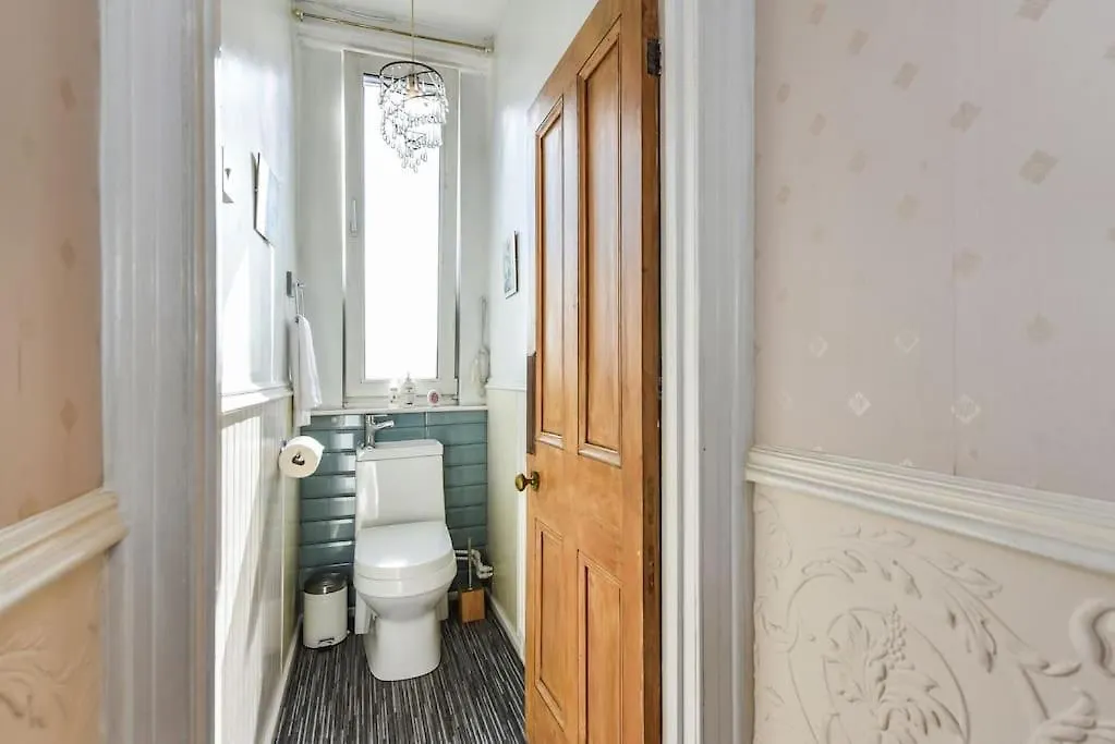 度假居 Traditional 3-Bed Property In Pontcanna With Parking 卡迪夫