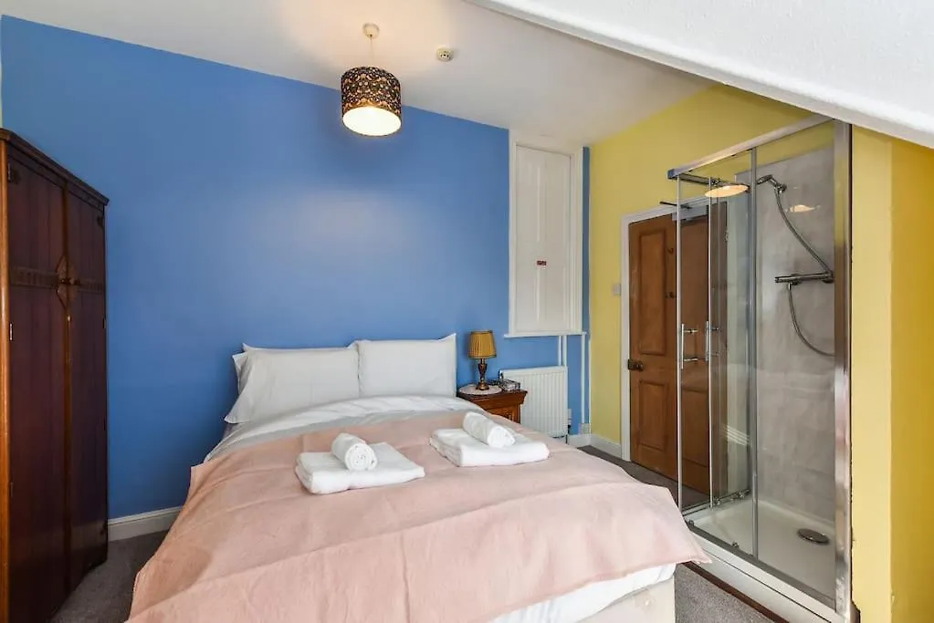 Traditional 3-Bed Property In Pontcanna With Parking 卡迪夫 英国
