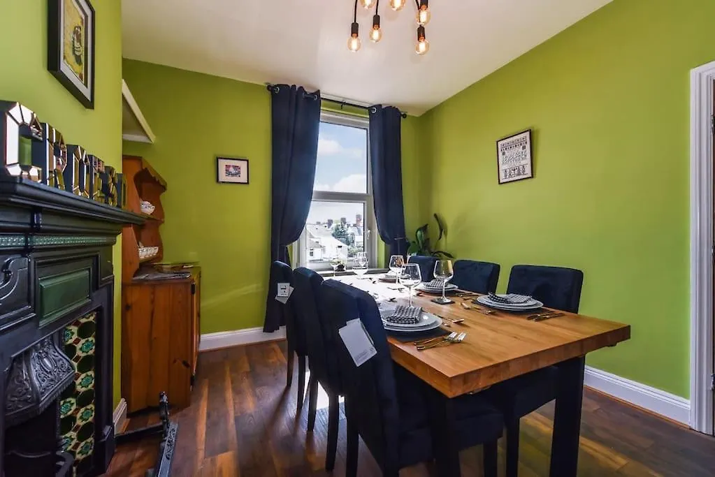 بيت للعطل Traditional 3-Bed Property In Pontcanna With Parking كارديف