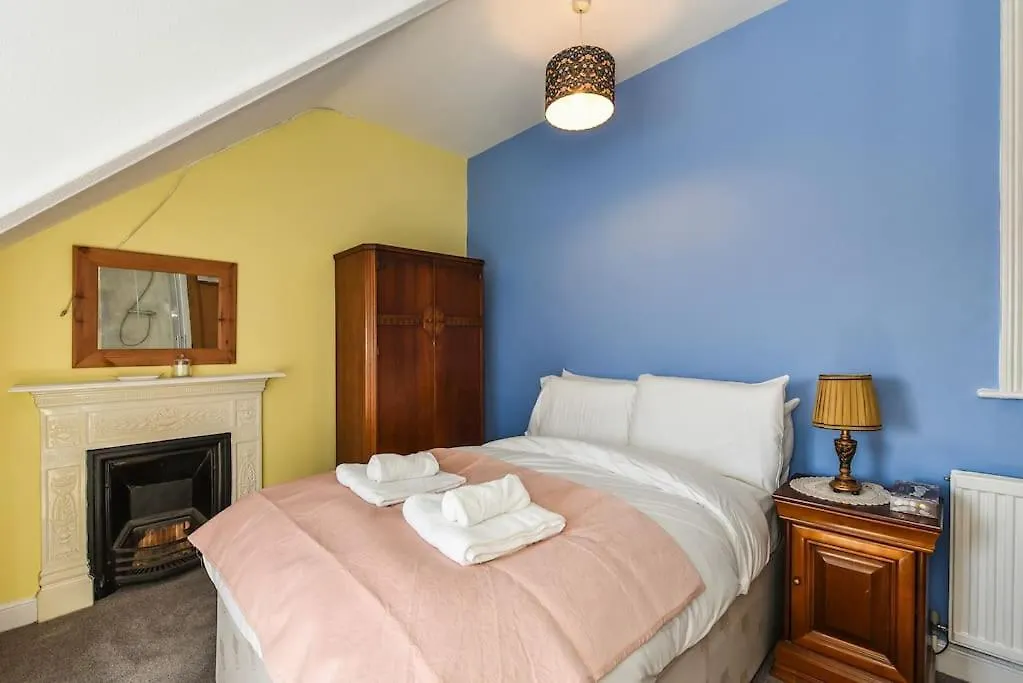بيت للعطل Traditional 3-Bed Property In Pontcanna With Parking كارديف
